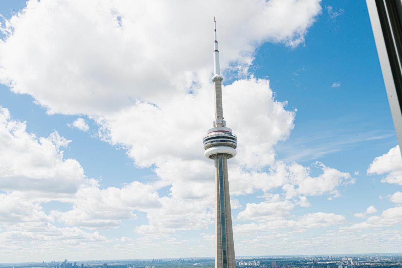 Beautiful Luxurious Modern Condo With Breathtaking Views Toronto Exterior photo