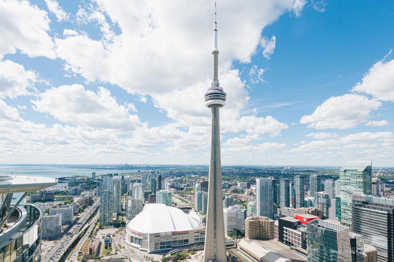 Beautiful Luxurious Modern Condo With Breathtaking Views Toronto Exterior photo